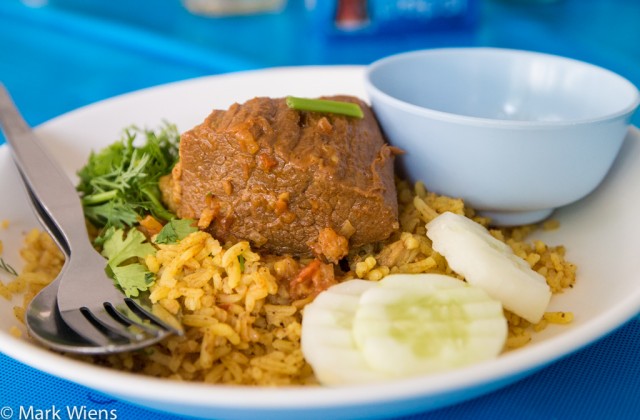 khao-soi-islam-chiang-mai-ร้านข้าวซอยอิสลาม