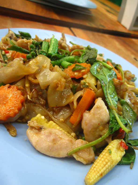 thai fried noodles