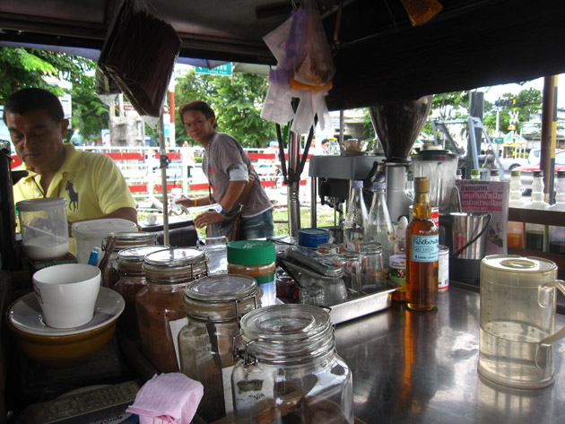 P’Luang Coffee Shop: Bangkok’s Source of REAL Coffee!