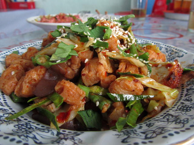 Day 4 Vegetarian Thai Food: Durian, Stir Fried Noodles, Tropical Fruit Buffet