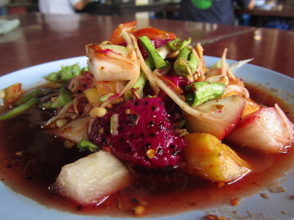 Bangkok’s Vegetarian Grazing Zone: Chamlong’s Asoke All Veg Food Court at Chatuchak