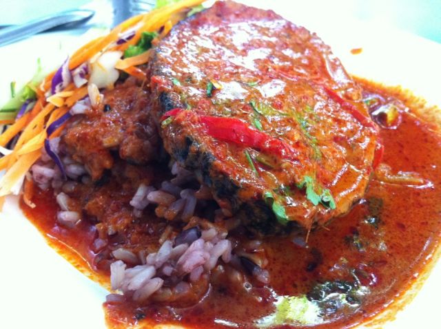 Spicy Red Choo Chee Curry Over Fake Fish and Brown Rice at Baan Suan Pi