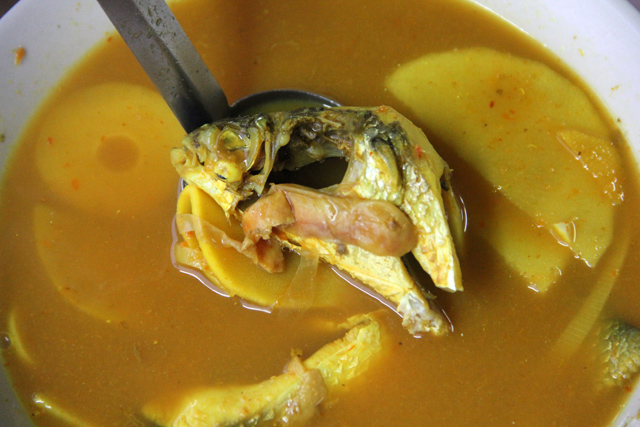 Sweltering Soups and Kickin Curries at a Krabi Top Restaurant, Nong Jane