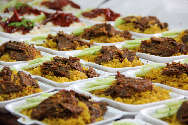 Food Photo: A Sea of Take Away Thai Beef Biryani