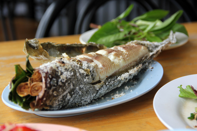 Pla Pao: Thai Style Grilled Fish