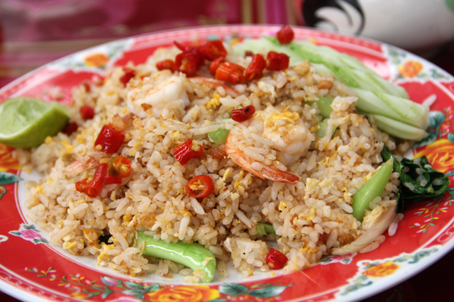 Food Photo: Common Thai Lunch – Khao Pad Goong