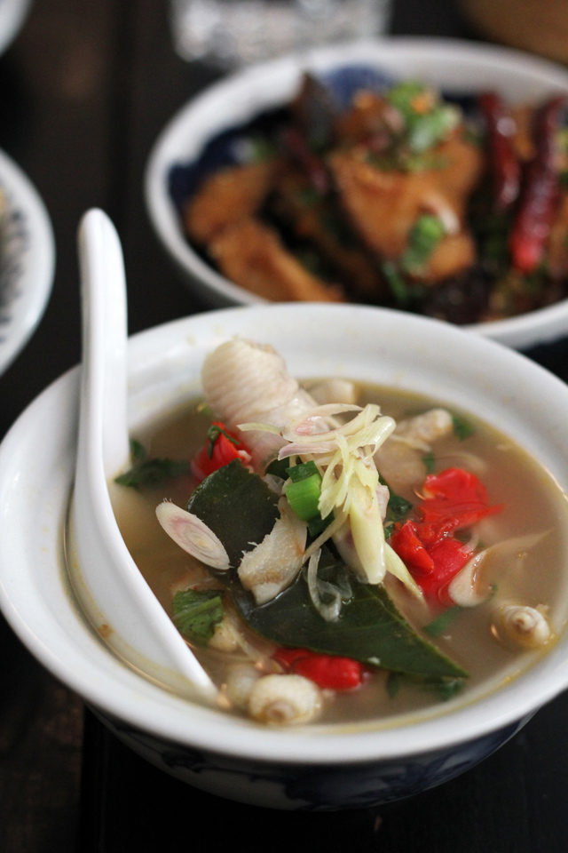 kha gai super (ขาไก่ซุปเปอร์ super chicken feet soup)