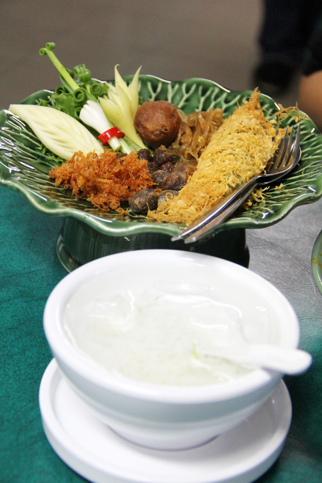 Royal Thai Food - Khao Chae (ข้าวแช่)