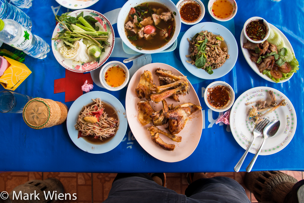 Grilled Chicken Perfection in Khon Kaen (ไก่ย่างระเบียบเขาสวนกวาง)