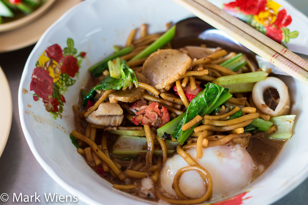 Lock Tien (ลกเที้ยน) – Hokkien Style Fried Noodles in Phuket Town