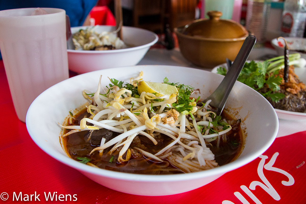 A Smoky Bowl of Nam Ngiaw (น้ำเงี้ยว) in Chiang Rai