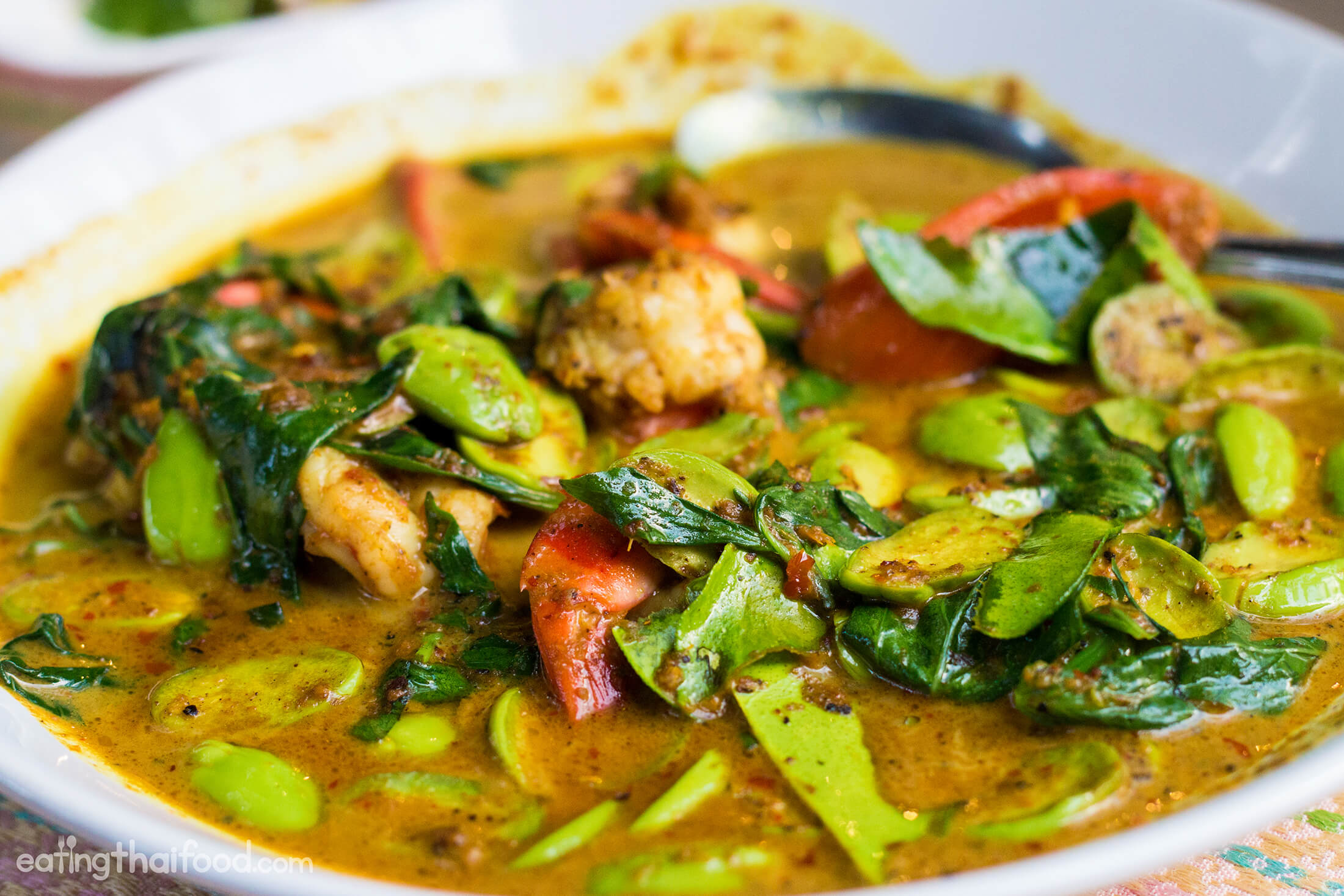 Ruan Thip (ร้านเรือนทิพย์): Incredible Curry in Krabi