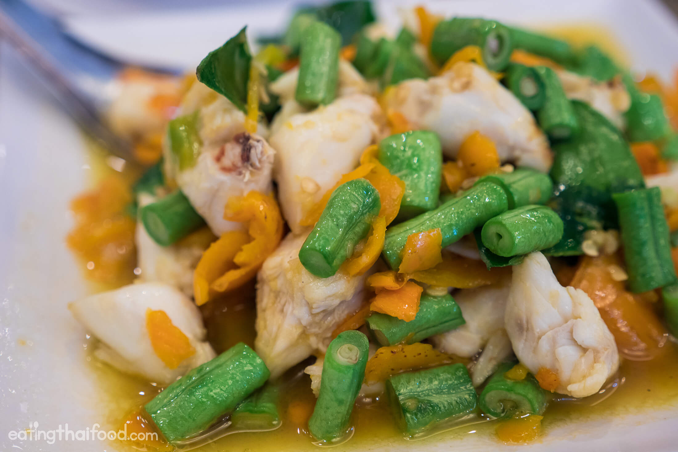 Krua Apsorn Restaurant in Bangkok – Don’t Miss the Crab Meat!