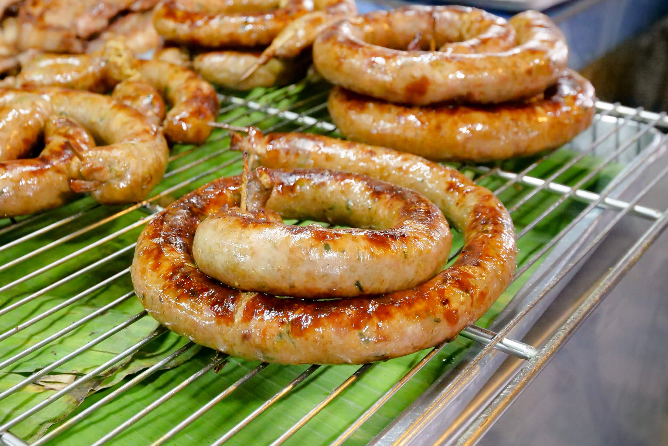 Sai Oua – Best Northern Thai Sausage at Mae Hia Market in Chiang Mai