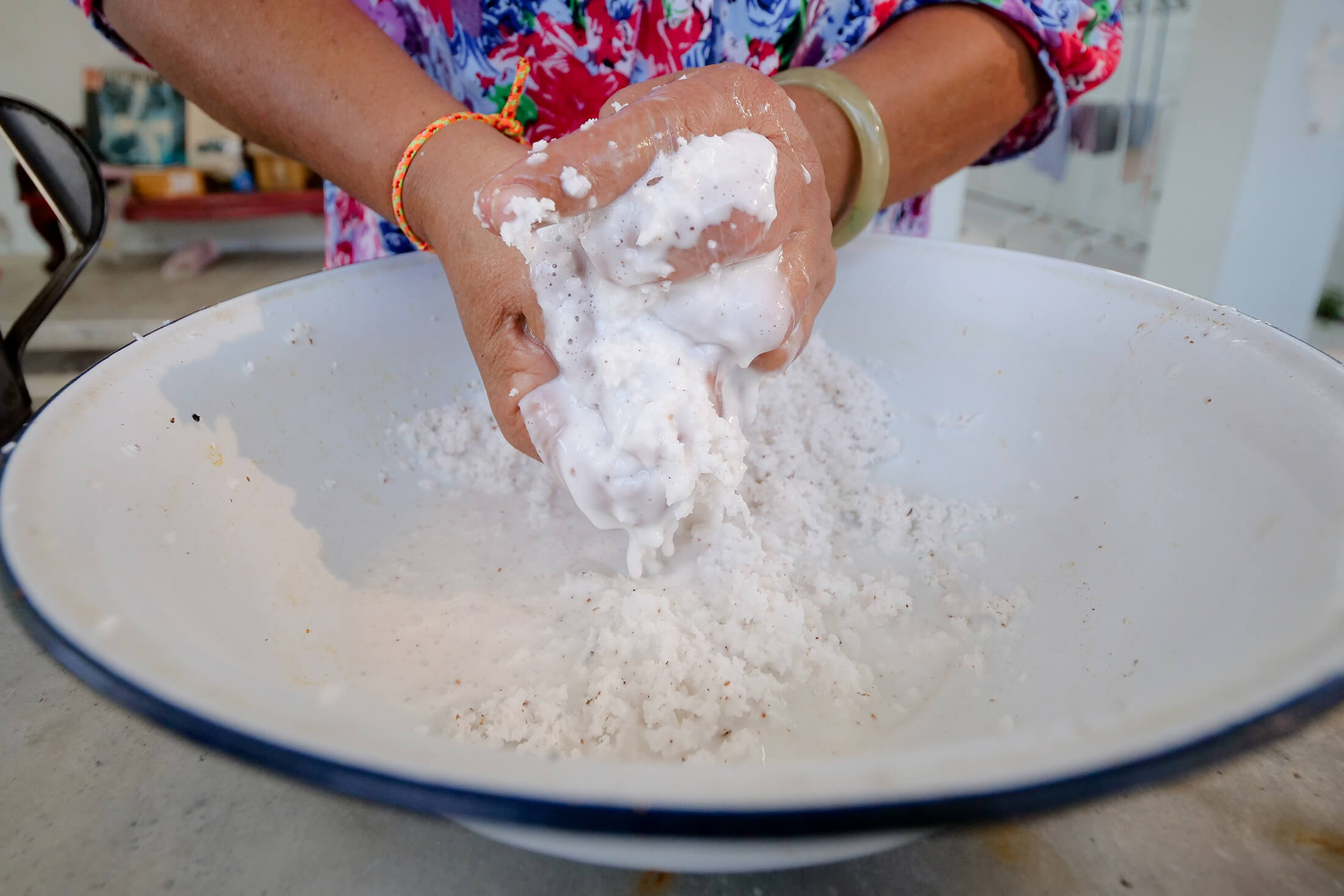 How to Make Coconut Milk - Authentic Thai Recipes