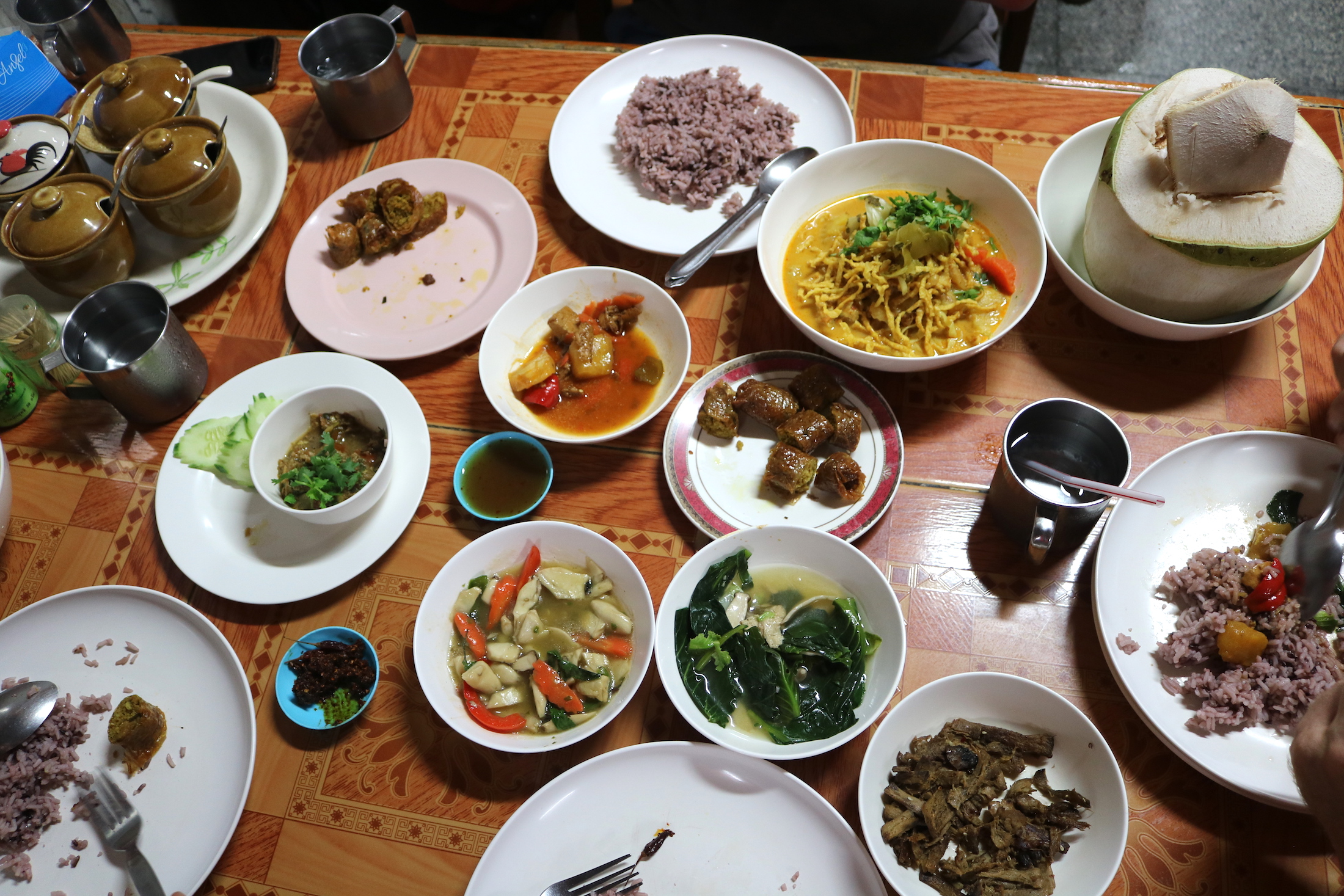 Thai Vegan Festival and Delicious ‘Jae’ Food (อาหารเจ) at “Ming Kwan Vegetarian”