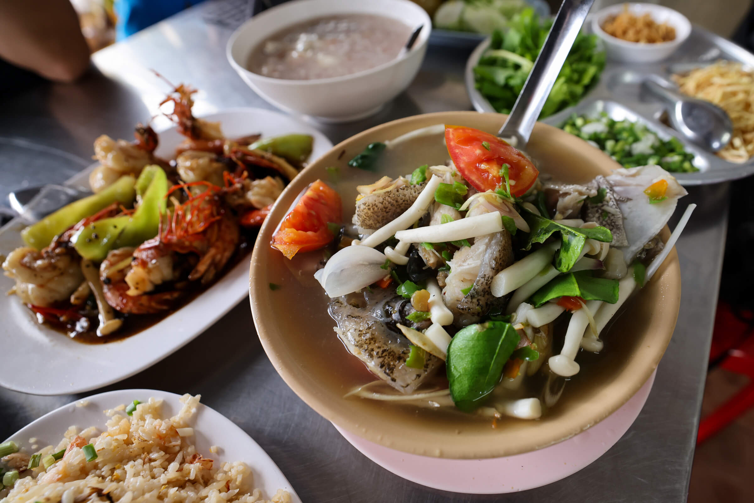 Hong Fish Congee (ฮ้อง ข้าวต้มปลา)